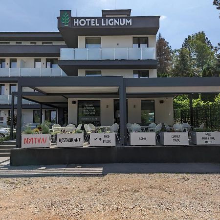 Lignum Hotel Miskolc Buitenkant foto