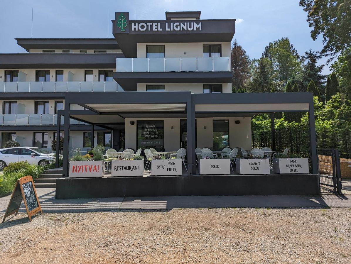 Lignum Hotel Miskolc Buitenkant foto